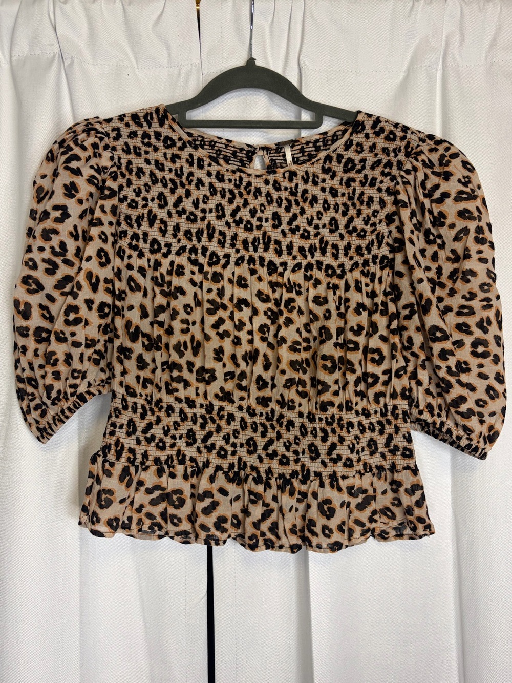Free People XOXO Smocked Leopard Print Cropped Blouse. Size Small. Retail $78